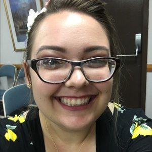 Meet your Posher, Amanda